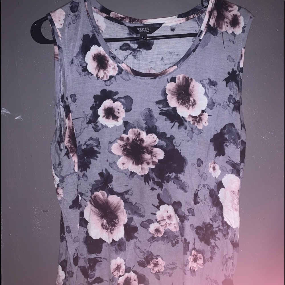 Vera Wang floral tank top blouse.